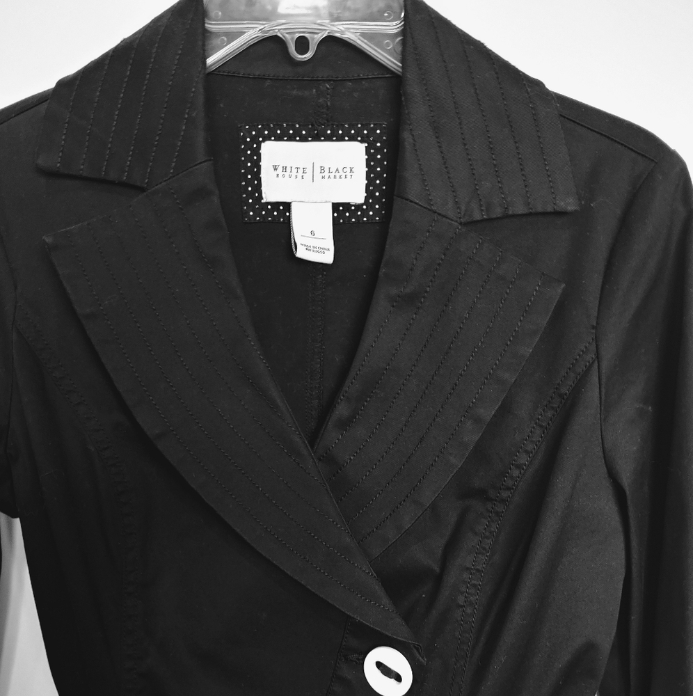 White House Black Market Short Trench Jacket Sz 6